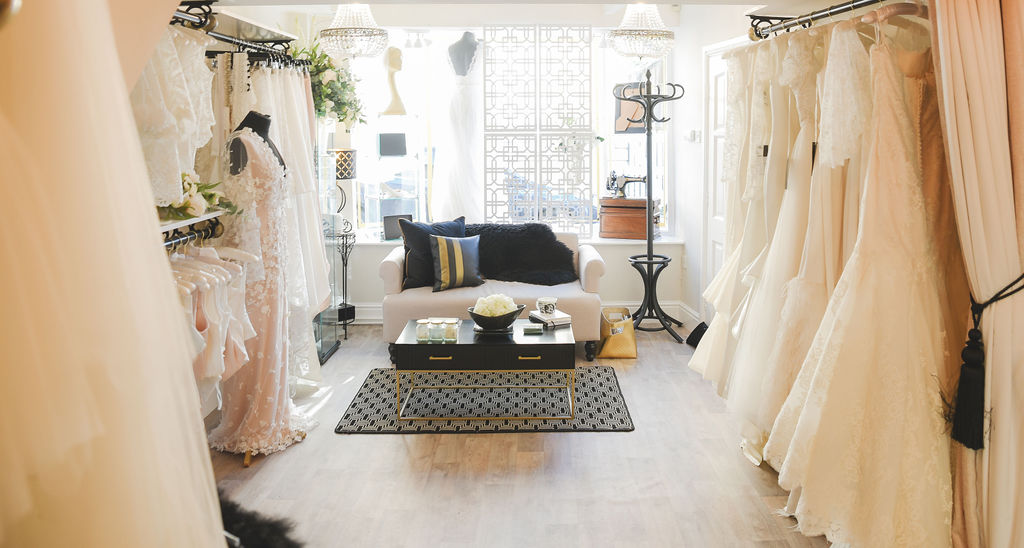 10 Questions To Ask Your Bridal Boutique When Wedding Dress Shopping